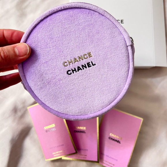 Chanel beauty Round pouch. - Picture 2 of 10